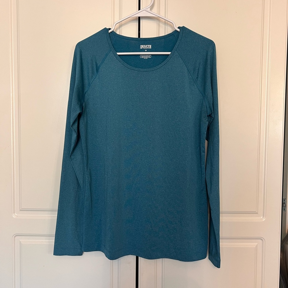 Duluth Trading Co Women's Blue Long Sleeve Top - M
